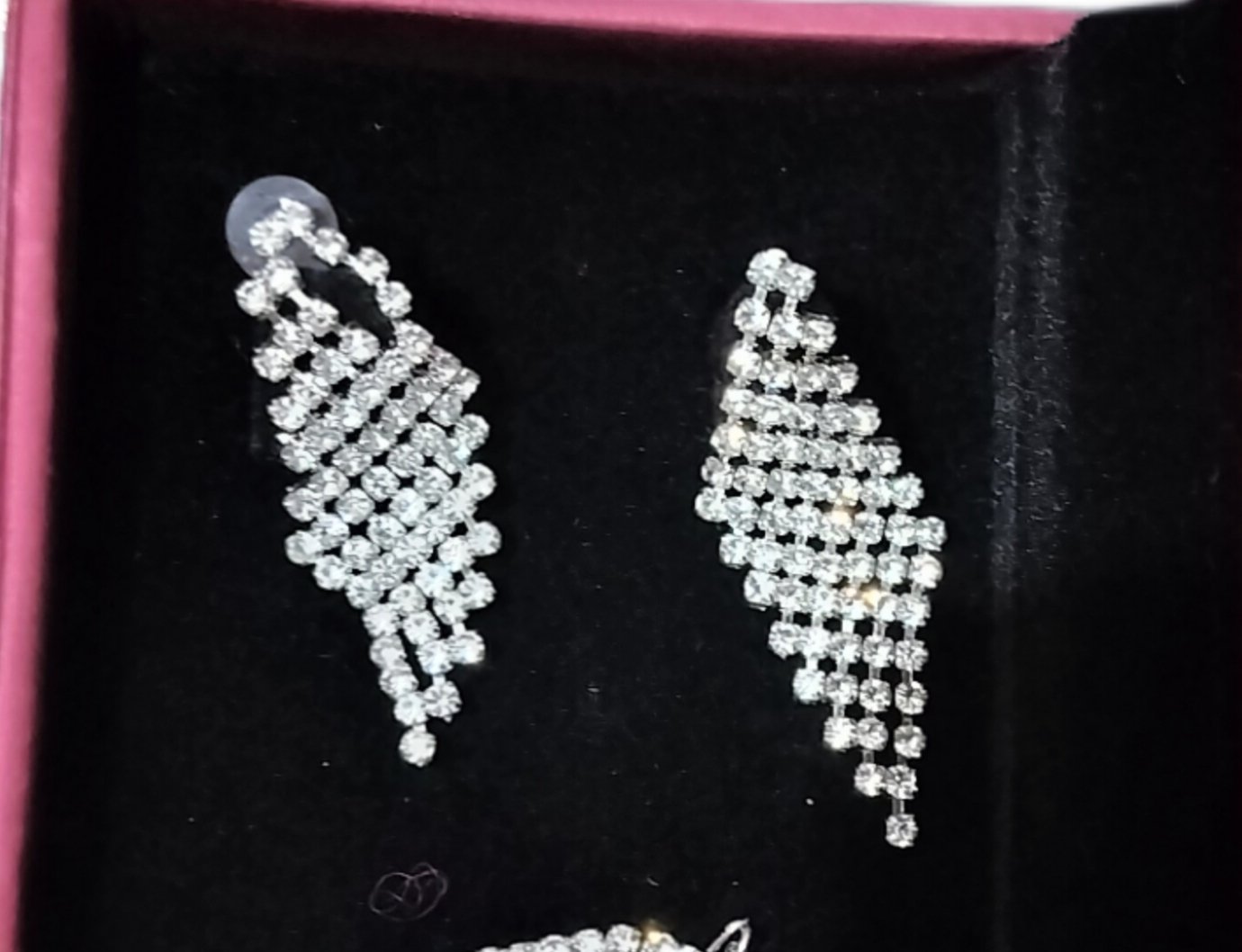 Modenest Silver Toned American Diamond Jewellery Necklace and Earrings